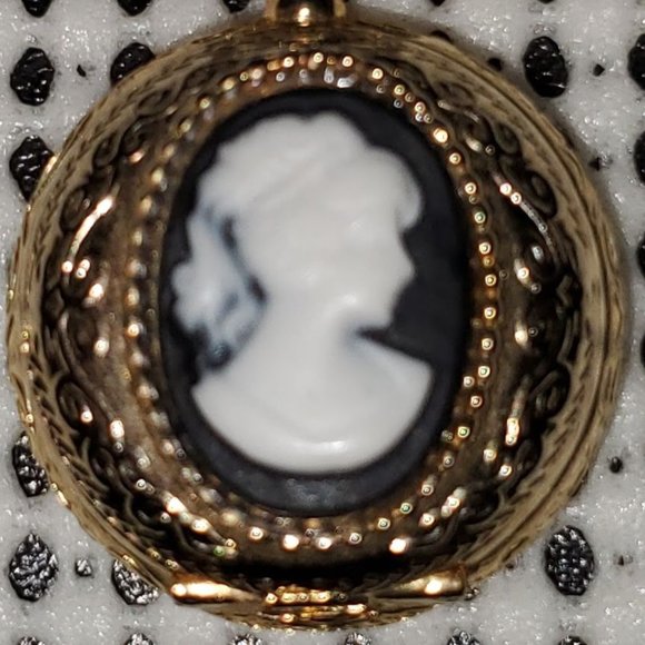 Cameo Pocket Watch Style Pendant